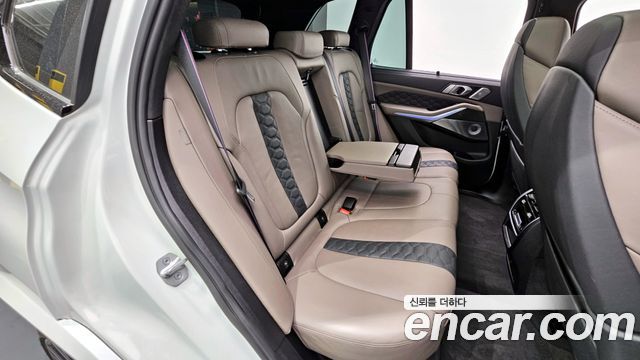 BMW X5M 2023 — photo 12