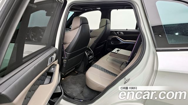 BMW X5M 2023 — photo 13