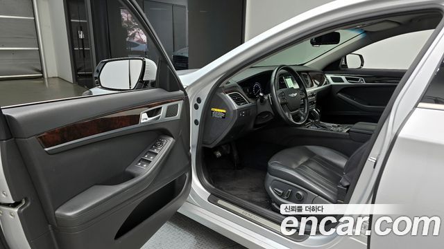 Hyundai Genesis 2015 — photo 11