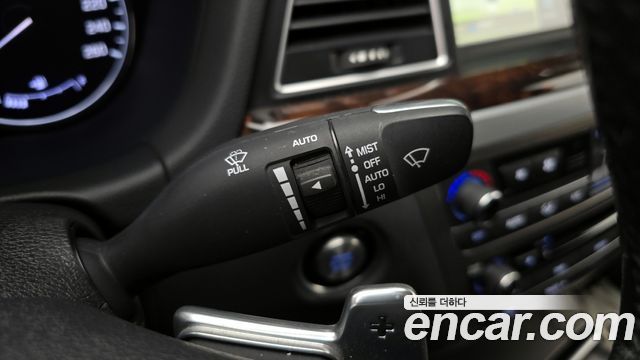 Hyundai Genesis 2015 — photo 18