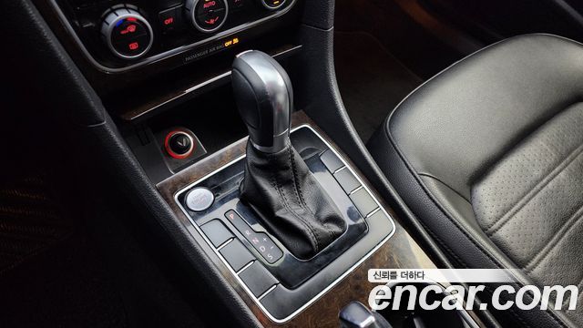 Volkswagen Passat 2015 — photo 9