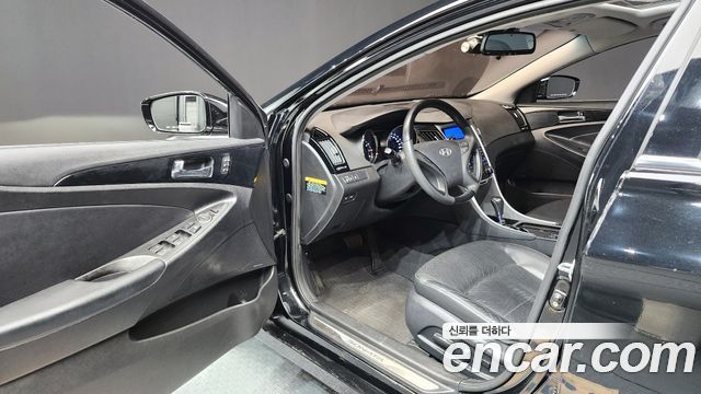 Hyundai Sonata 2010 — photo 10