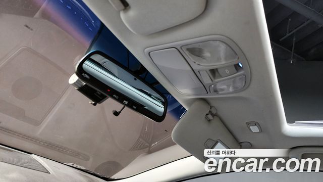 Hyundai Sonata 2010 — photo 17