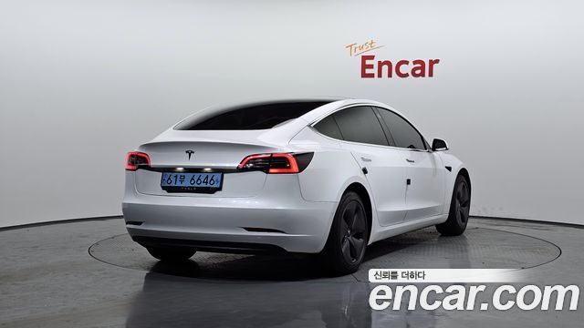 Tesla Model 3 2020 — photo 2