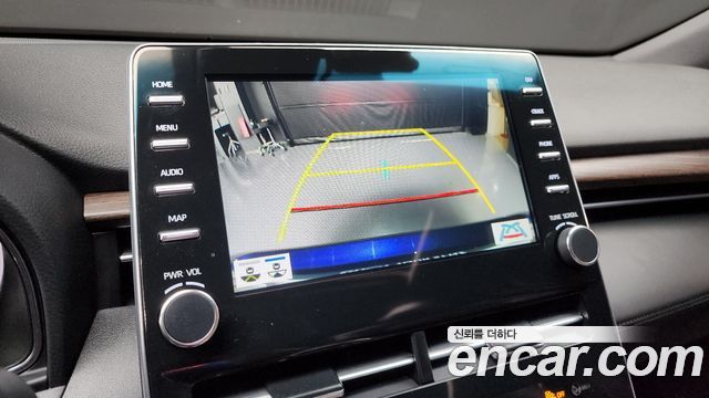 Toyota Avalon 2021 — photo 15