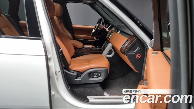 Land Rover Range Rover 2017 — photo 11
