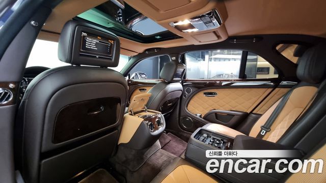 Bentley Mulsanne 2016 — photo 19