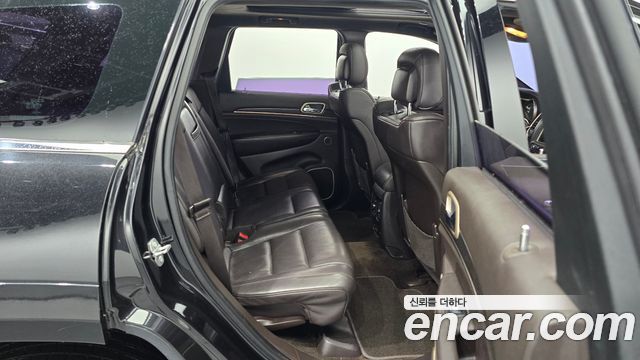 Jeep Cherokee 2015 — photo 12