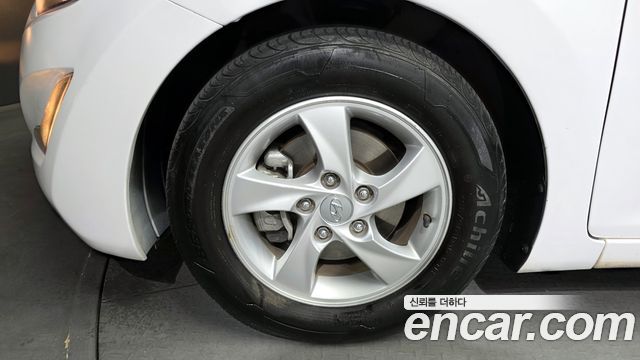 Hyundai AVANTE 2014 — photo 5