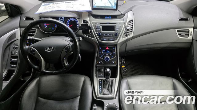 Hyundai AVANTE 2014 — photo 7