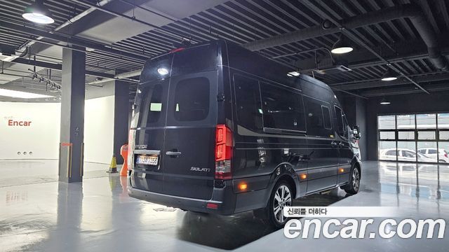 Hyundai Solati 2023 — photo 2