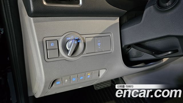 Hyundai Solati 2023 — photo 17
