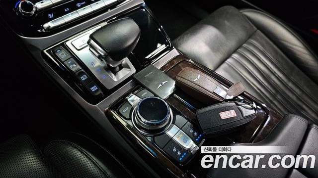 Genesis EQ900 2016 — photo 9