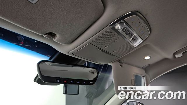 Genesis EQ900 2016 — photo 19