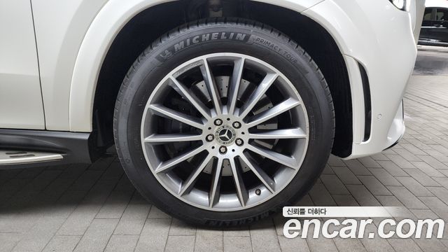 Mercedes-Benz GLE-Class 2023 — photo 5