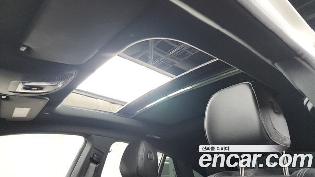 Mercedes-Benz GLE-Class 2023 — photo 19