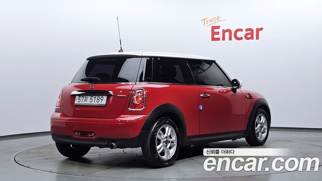 Mini Cooper 2012 — photo 2