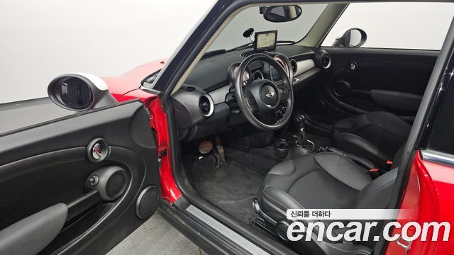 Mini Cooper 2012 — photo 10