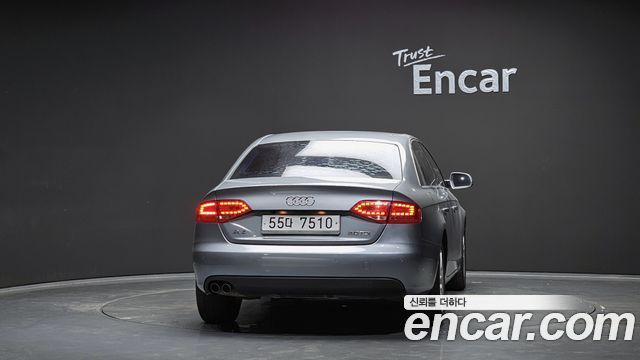Audi A4 2012 — photo 4