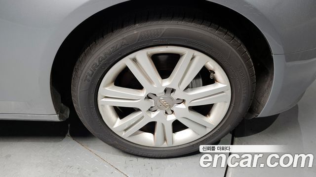 Audi A4 2012 — photo 5
