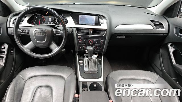 Audi A4 2012 — photo 7