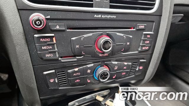 Audi A4 2012 — photo 16
