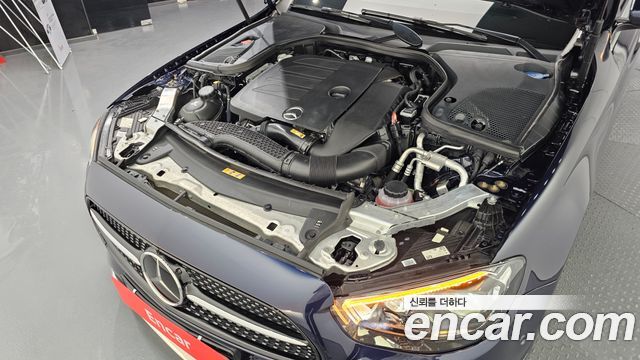 Mercedes-Benz E-Class 2021 — photo 6