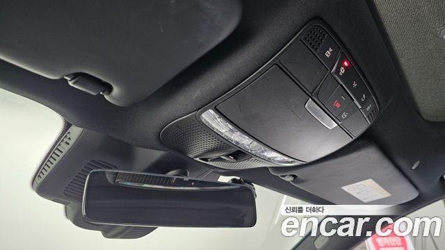 Mercedes-Benz E-Class 2021 — photo 17