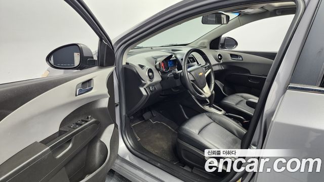 Chevrolet Korea Aveo 2012 — photo 10