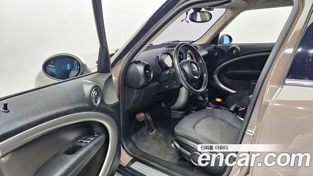 Mini Countryman 2013 — photo 11
