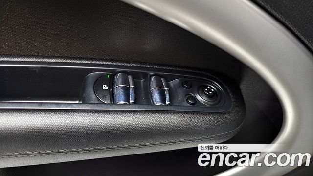 Mini Countryman 2013 — photo 17