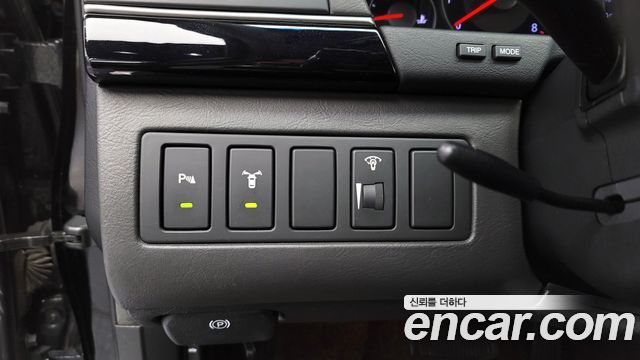 Kia OPIRUS 2011 — photo 18