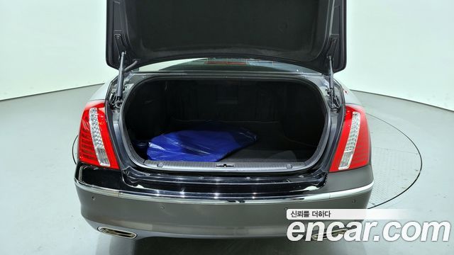 Kia OPIRUS 2011 — photo 20