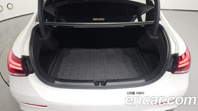 Mercedes-Benz A-Class 2021 — photo 20