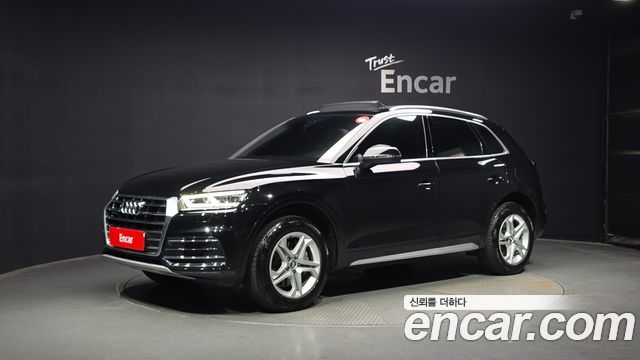Audi Q5 2020 — фото 1