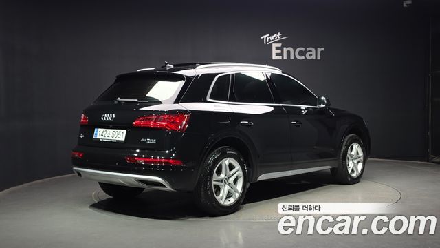 Audi Q5 2020 — фото 2