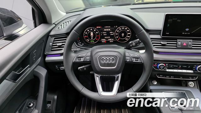 Audi Q5 2020 — фото 13