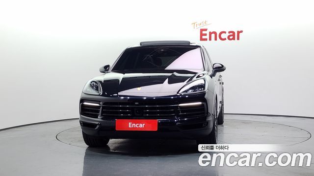 Porsche Cayenne 2019 — photo 3