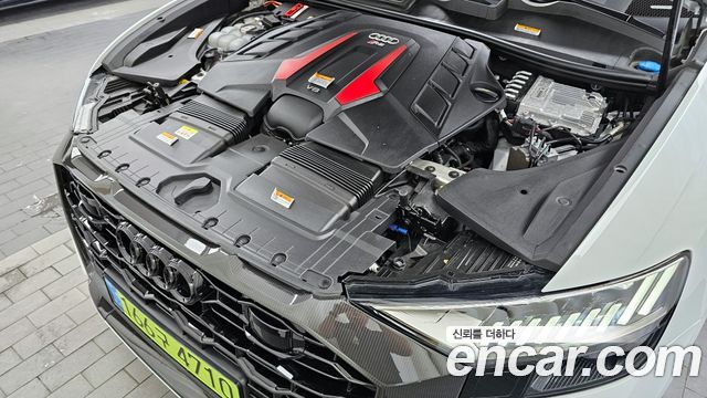 Audi RSQ8 2021 — photo 6