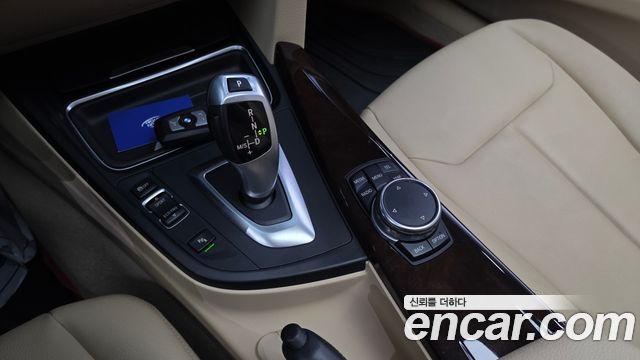 BMW 3-Series 2015 — photo 9