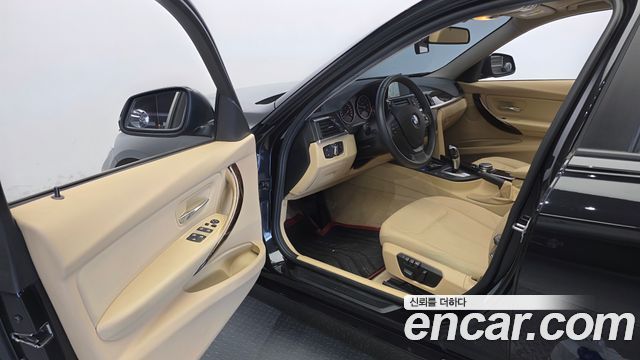 BMW 3-Series 2015 — photo 11