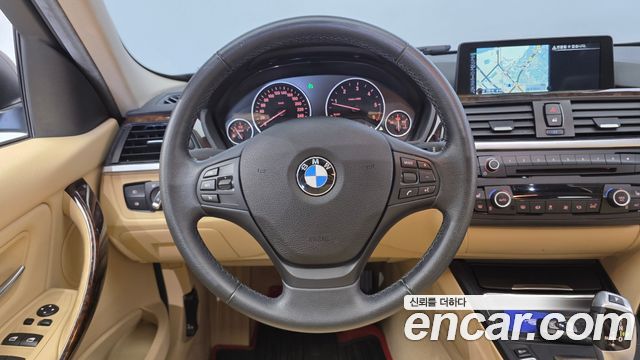 BMW 3-Series 2015 — photo 14