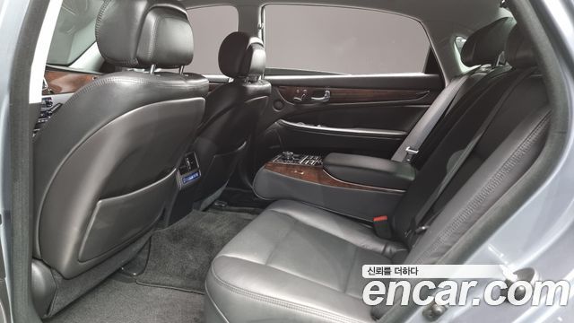 Hyundai Equus 2014 — photo 12