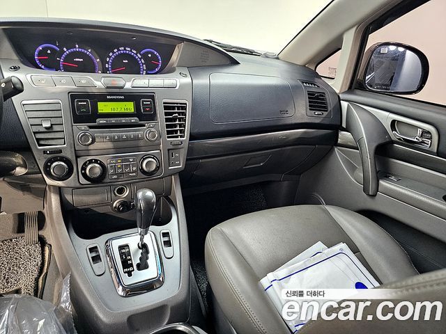 KG Mobility KORANDO 2014 — photo 13