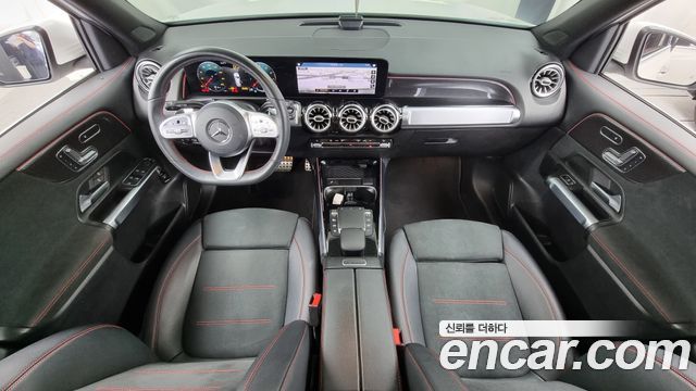 Mercedes-Benz GLB-Class 2021 — photo 7