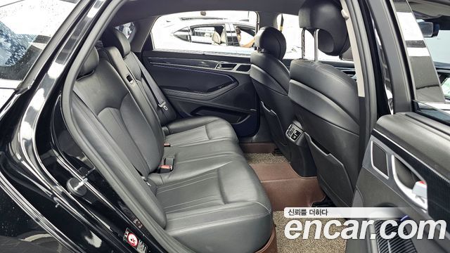 Hyundai Genesis 2015 — photo 12