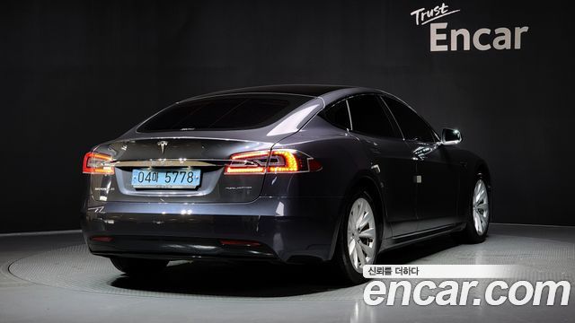 Tesla Model S 2018 — photo 2