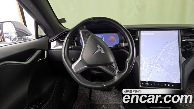 Tesla Model S 2018 — photo 13