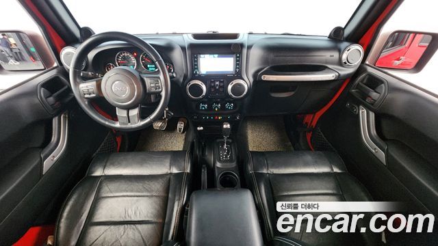 Jeep Wrangler 2012 — photo 7
