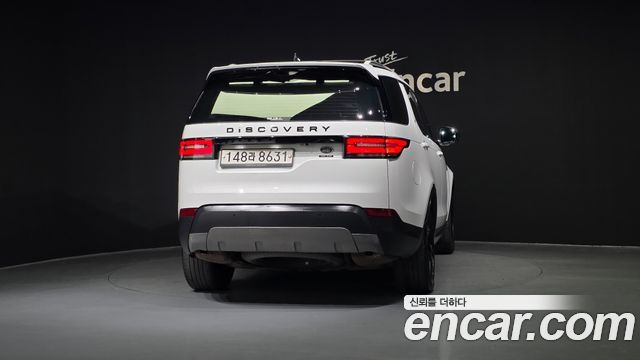 Land Rover Discovery 2019 — photo 4